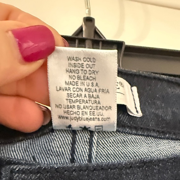 Judy Blue Mid-Rise Flare Jeans - Picture 3 of 4